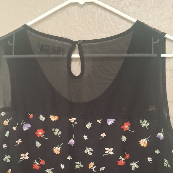 Romy Wome's Black Multicolor Floral Tank Top Size XL - Picture 7 of 9